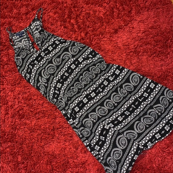 Aeropostale Dresses & Skirts - Aeropostale patterned summer dress Aeropostale Dresses & Skirts - Aeropostale patterned summer dress